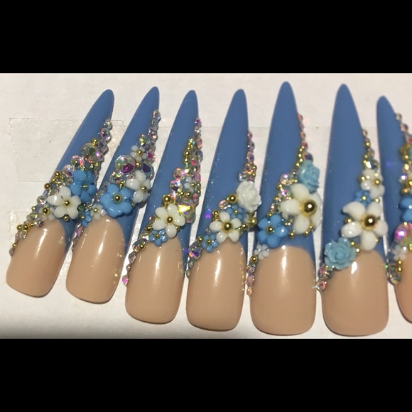 3XL Stiletto Press On Nails (Pretty Petals) in a Baby Blue and nude French tip💙 - Picture 3 of 4